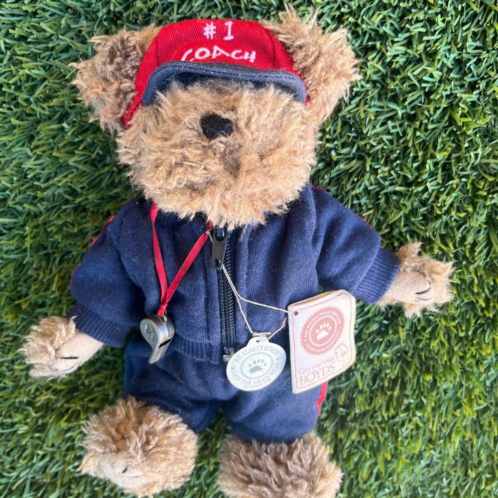 Boyd’s bear Coach Hayden